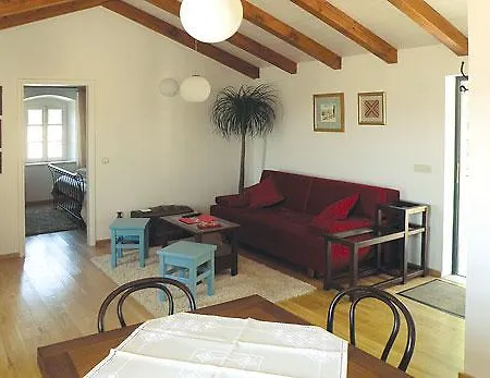 Kameni Dvori