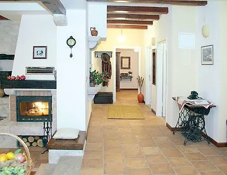 Kameni Dvori